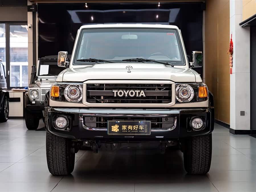 Toyota 2023 car image #3