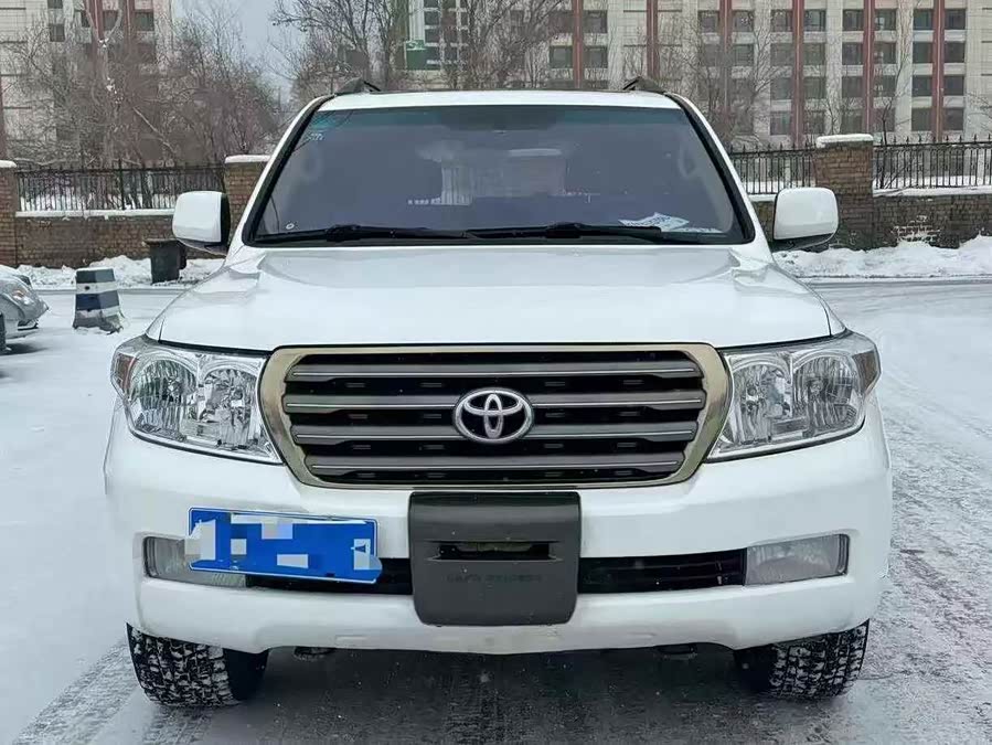 Toyota Land Cruiser 2011 immagine di auto #3