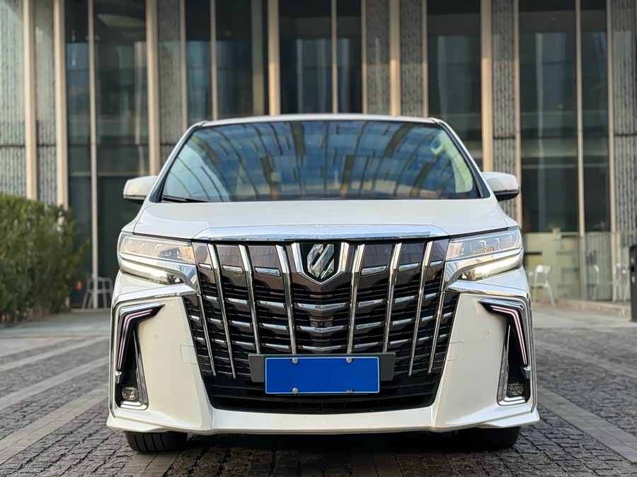 Toyota Alphard 2017 car image #3