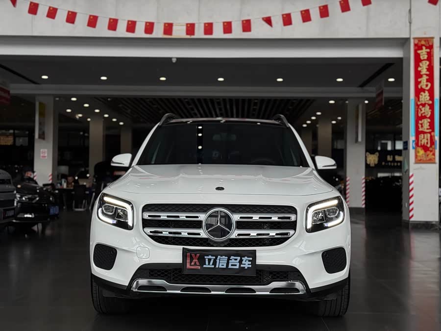 Mercedes-Benz GLB Class 2022 car image #3