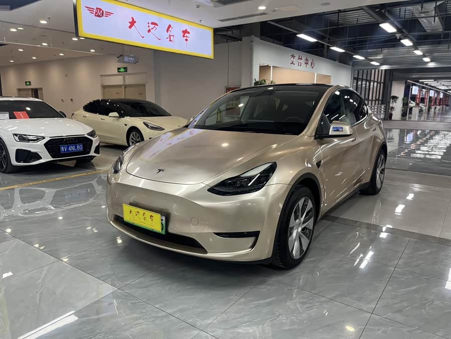 Tesla Model Y 2022 #3 Tesla Model Y 2022 car image #3