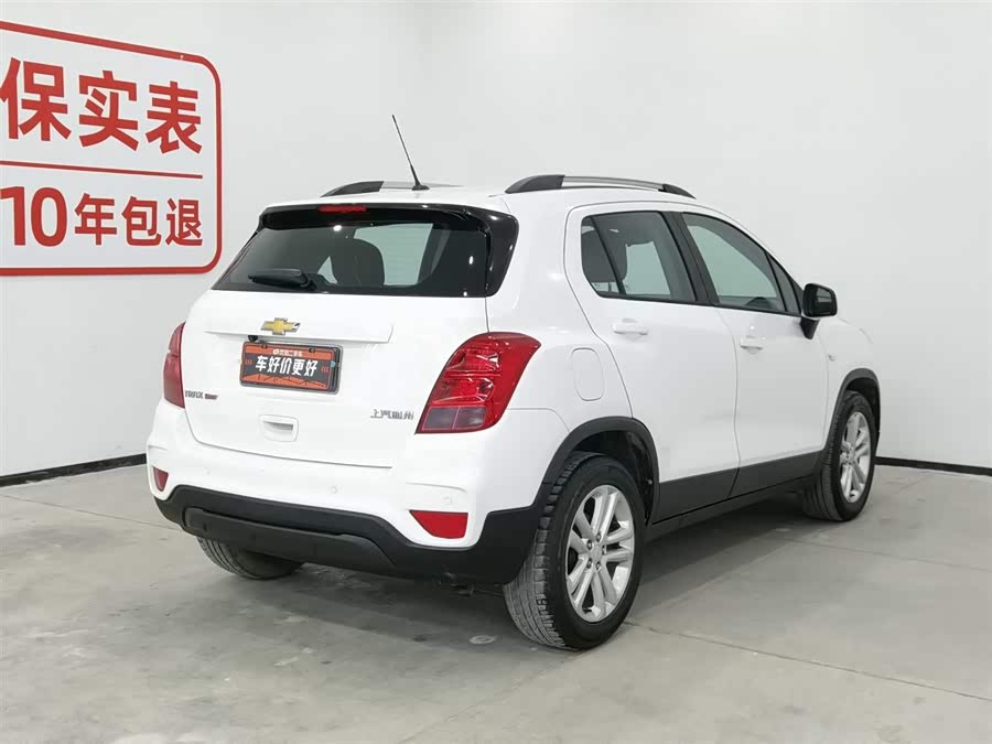 Chevrolet Tracker 2017 car image #3