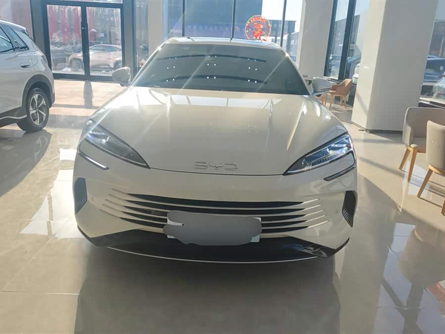 BYD Seal 07 DM-i 2025 car image #3