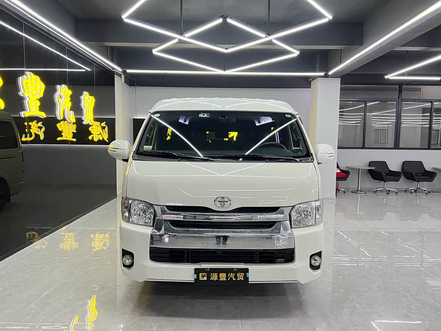 Toyota Hiace 2015 immagine di auto #3