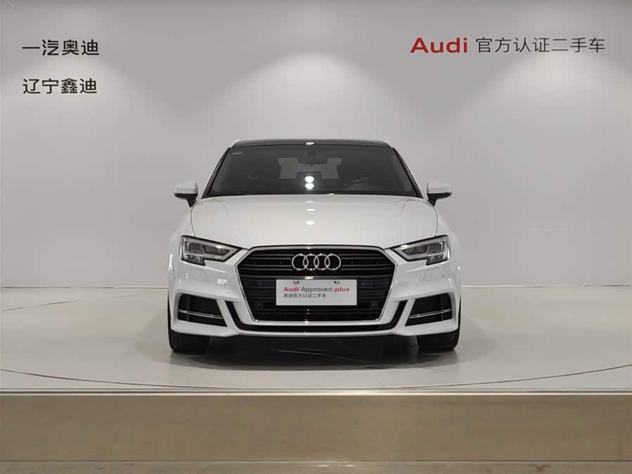Audi A3 2018 car image #3