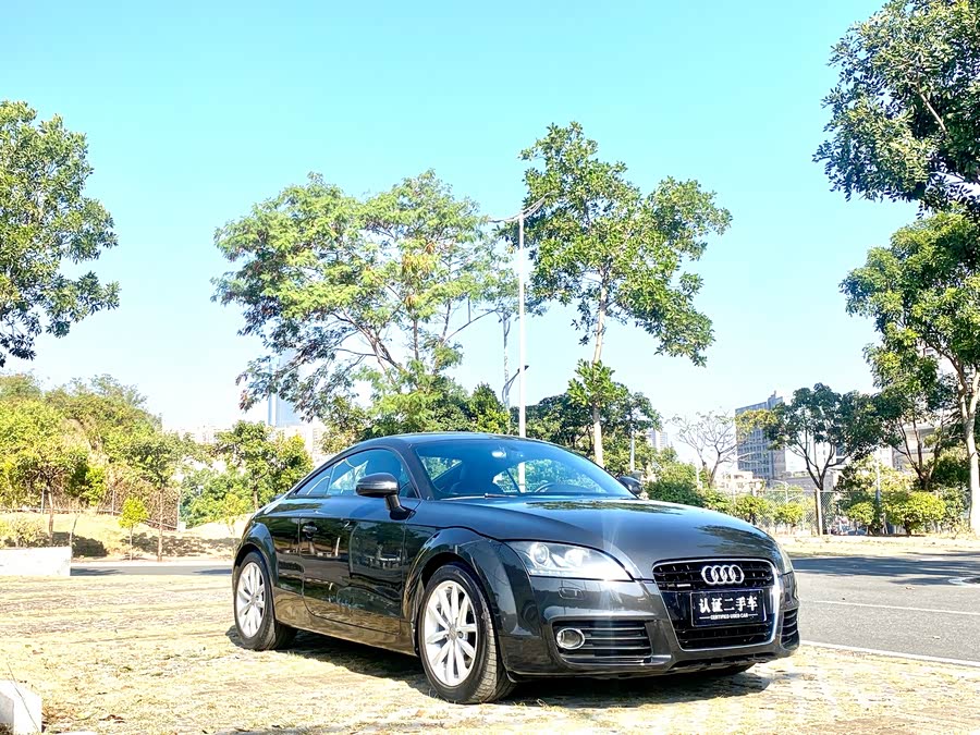 Audi TT 2012 car image #3