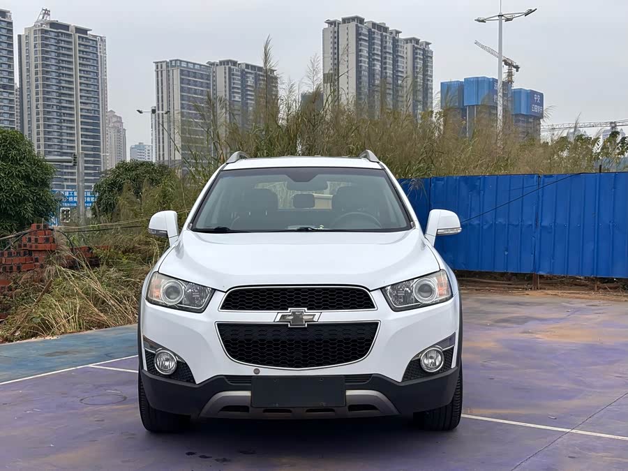 Chevrolet Captiva 2013 car image #3