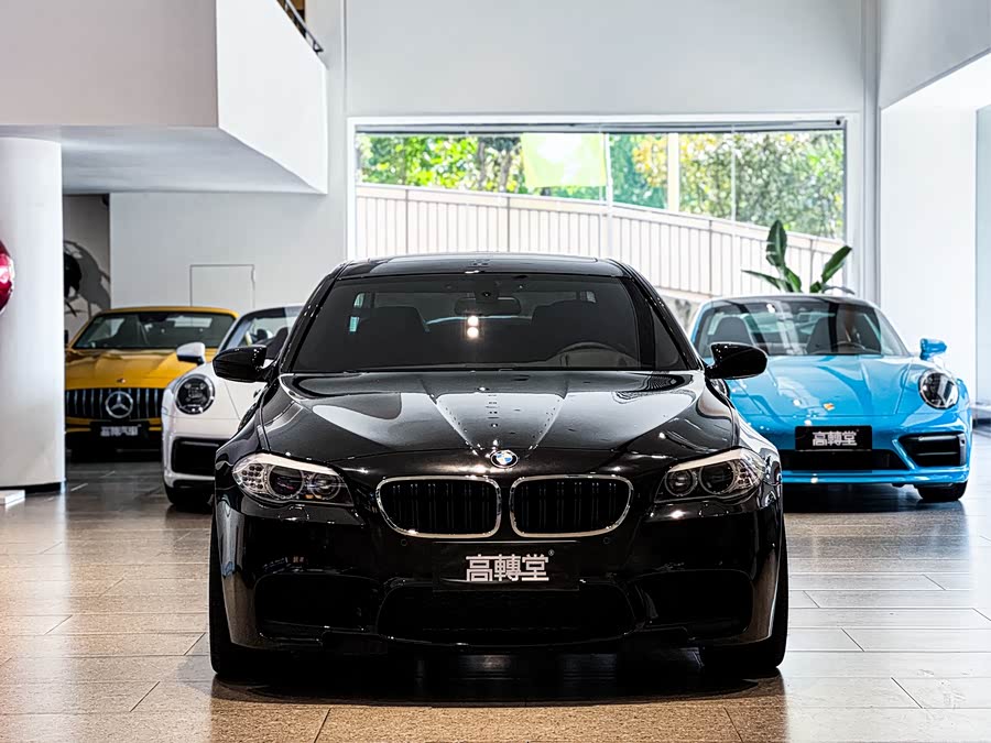 BMW M5 2012 #3 BMW M5 2012 car image #3