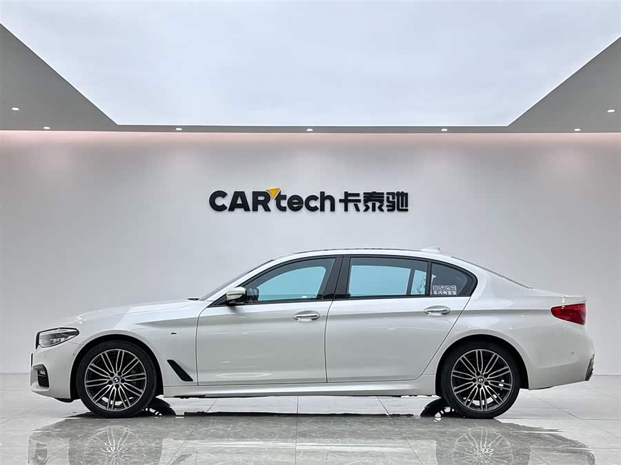 BMW 5 Series 2018 car image #3