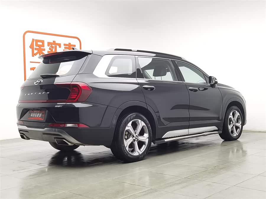 Hyundai Santa Fe 2019 car image #3