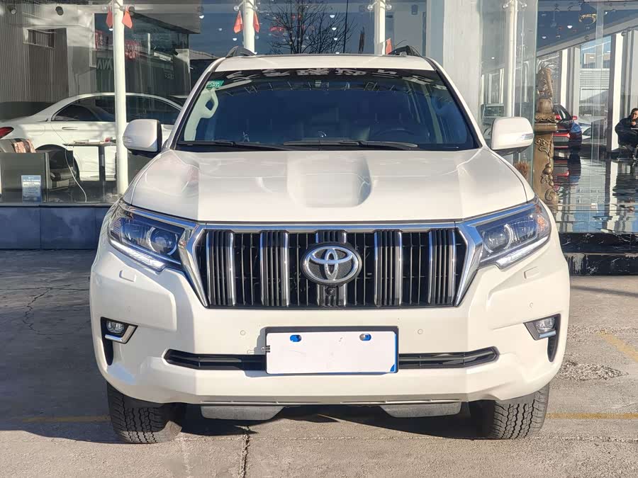 Toyota Land Cruiser Prado 2019 #3 Toyota Land Cruiser Prado 2019 car image #3