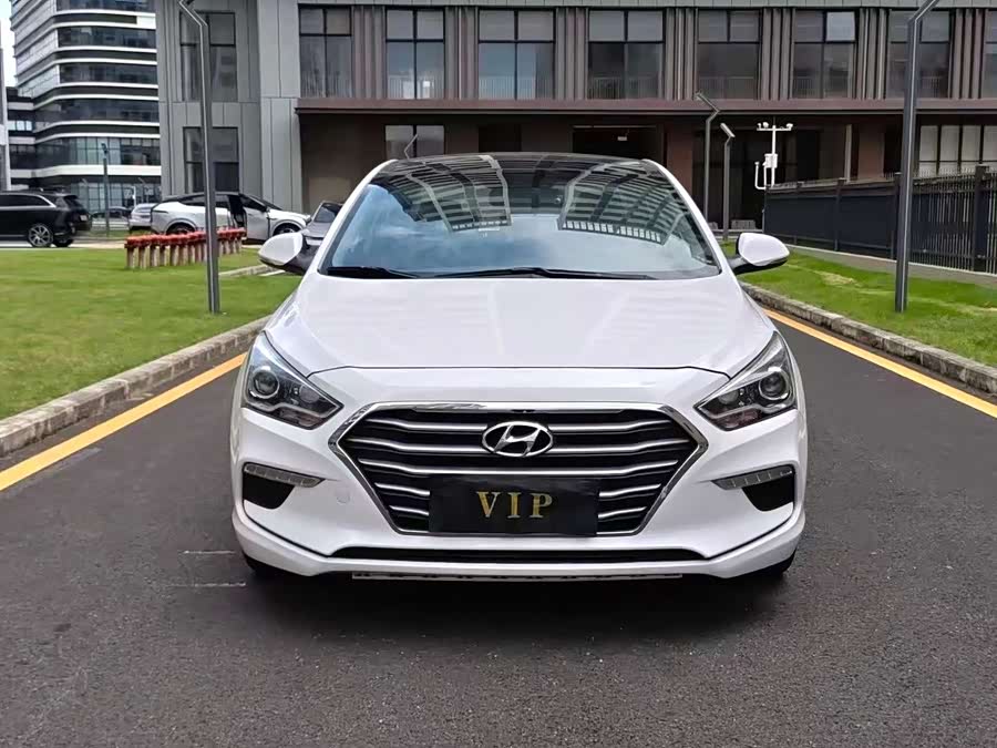 Hyundai Mistra 2018 #3 Hyundai Mistra 2018 car image #3