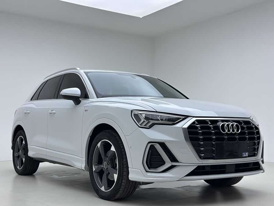 Audi Q3 2021 #3 Audi Q3 2021 car image #3