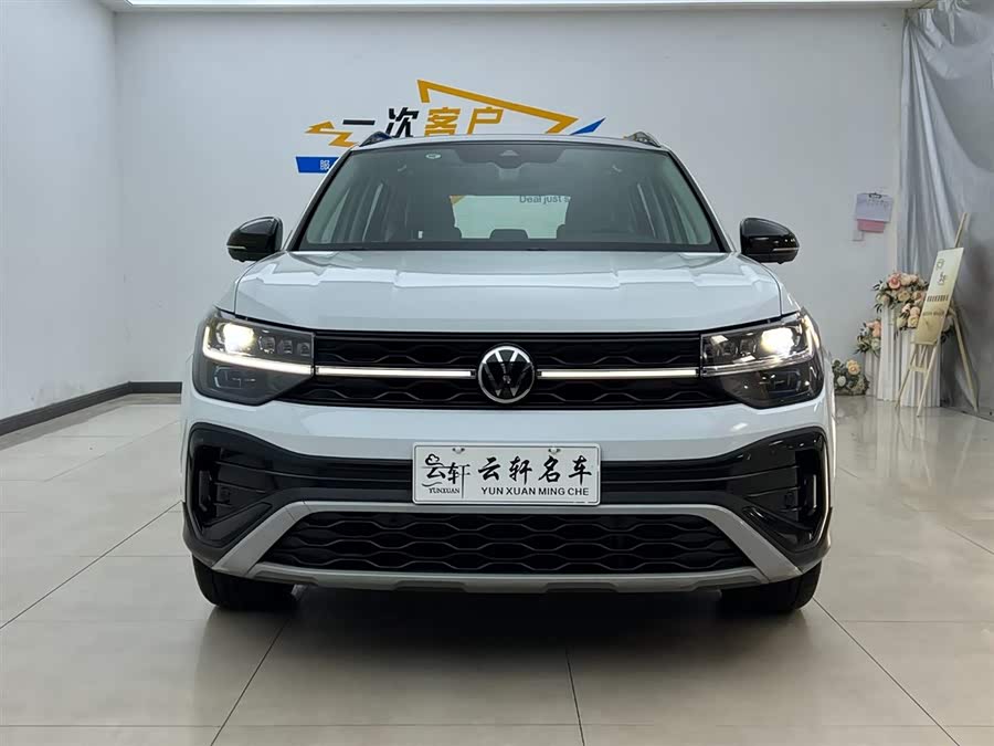 Volkswagen Tharu 2024 car image #3