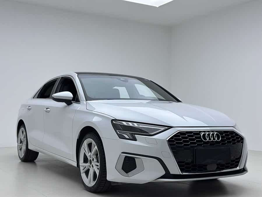 Audi A3 2021 car image #3