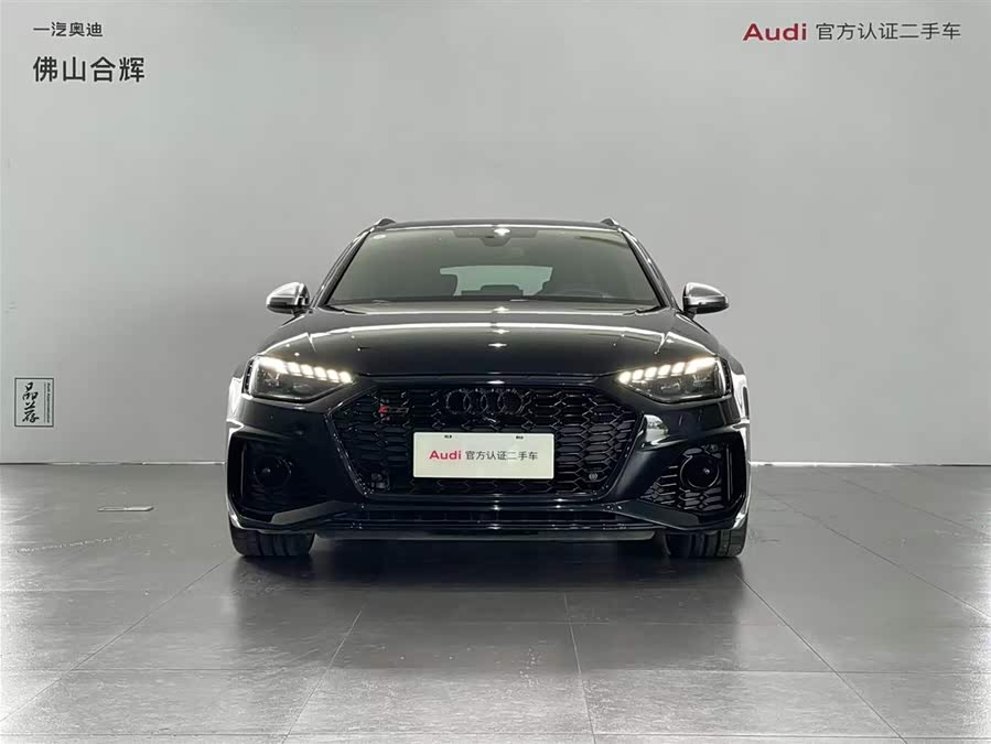 Audi RS 4 2023 car image #3