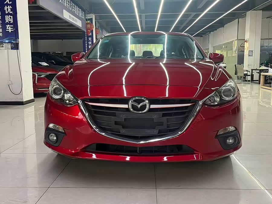 Mazda 3 Axela 2016 car image #3