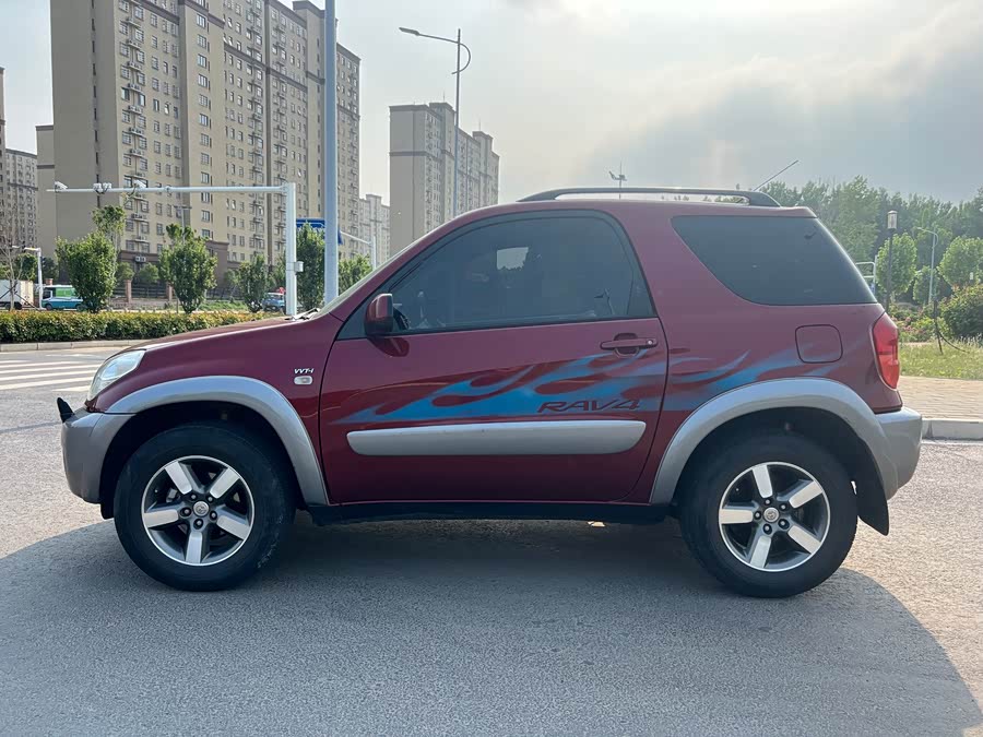 Toyota RAV4 (Imported) 2004 immagine di auto #3