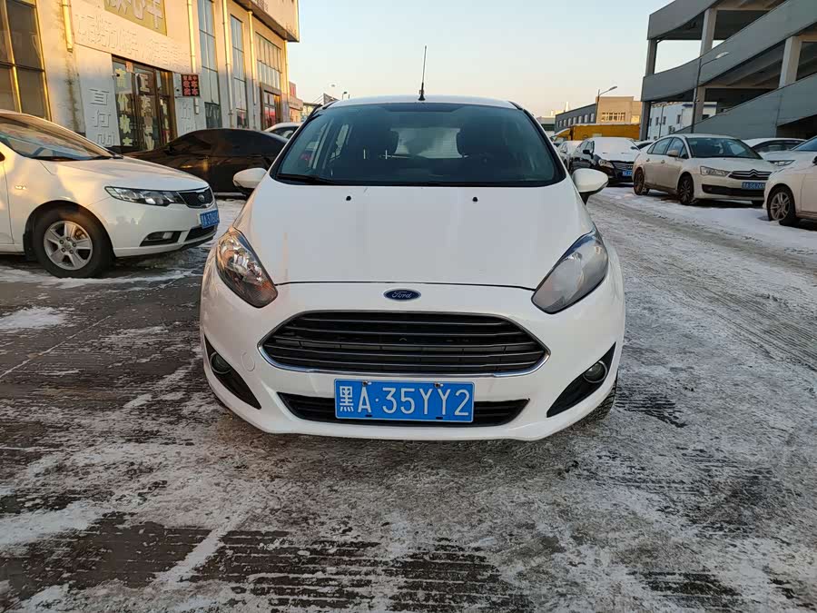 Ford Fiesta 2015 #3 Ford Fiesta 2015 immagine di auto #3