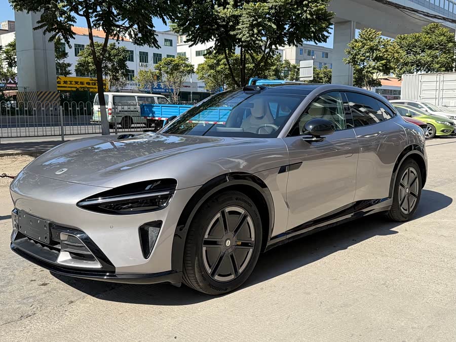 MI YU7 2025 immagine di auto #3