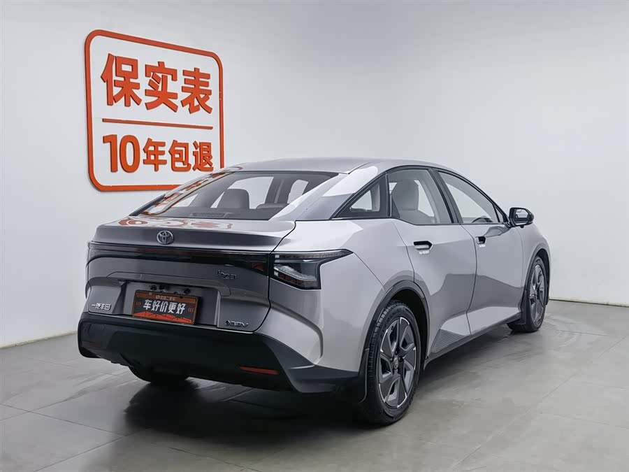 Toyota bZ3 2024 immagine di auto #3