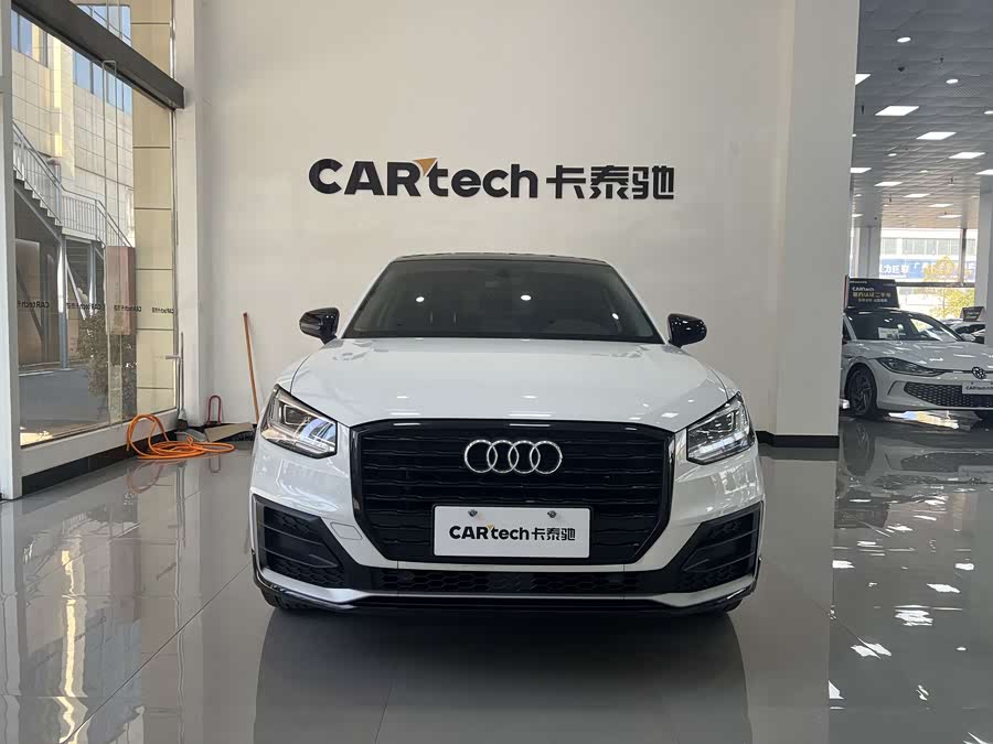 Audi Q2L 2020 car image #3