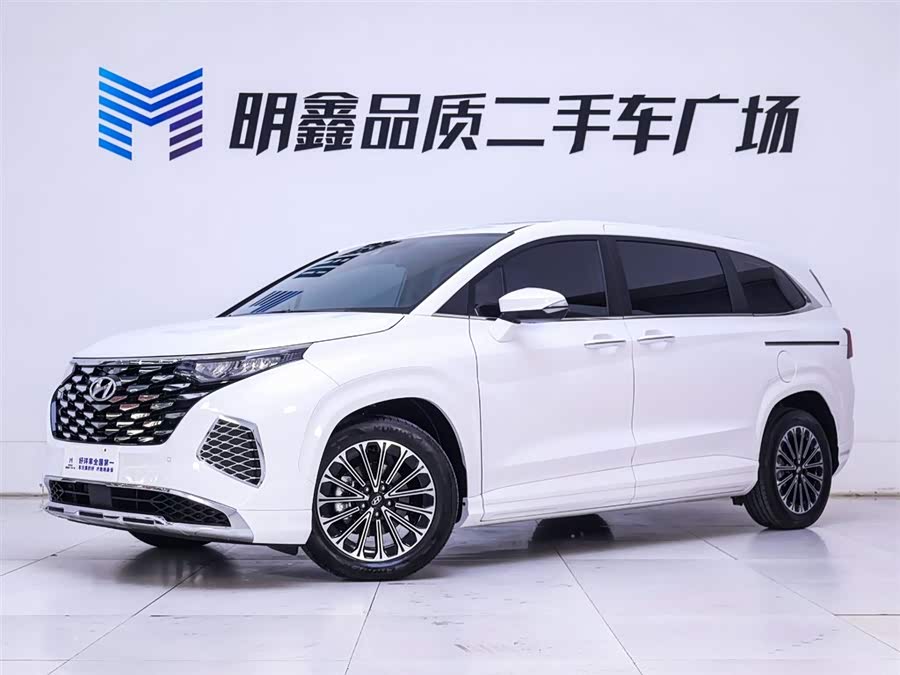 Hyundai Custo 2025 car image #3
