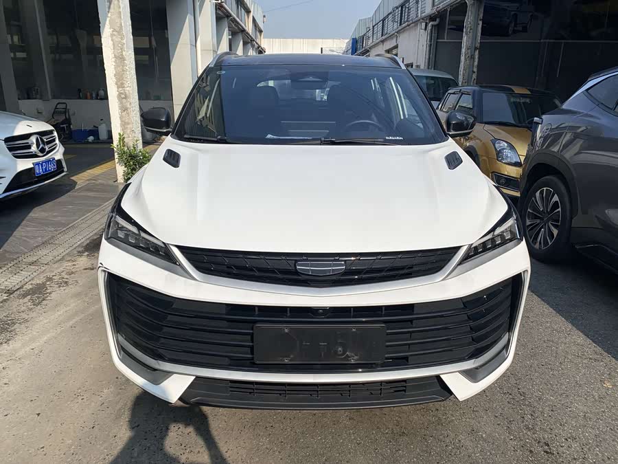 GEELY Coolray 2024 car image #3