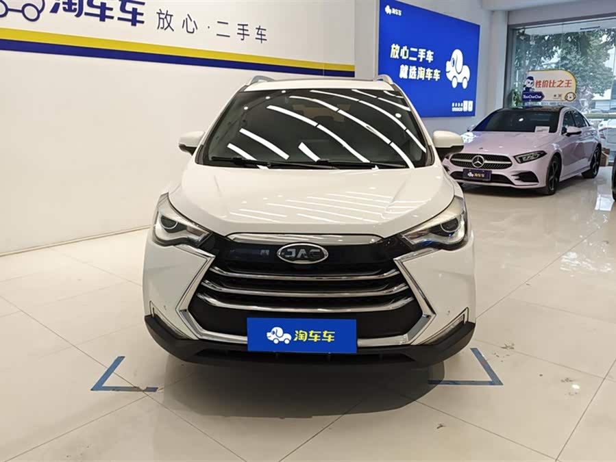 JAC 2018 car image #3