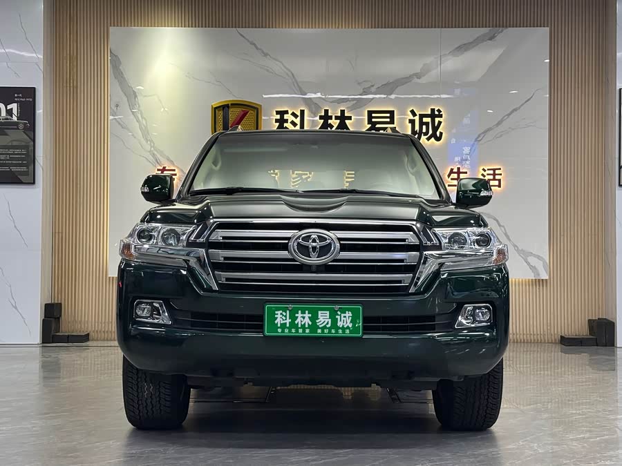 Toyota Land Cruiser 2016 #3 Toyota Land Cruiser 2016 car image #3