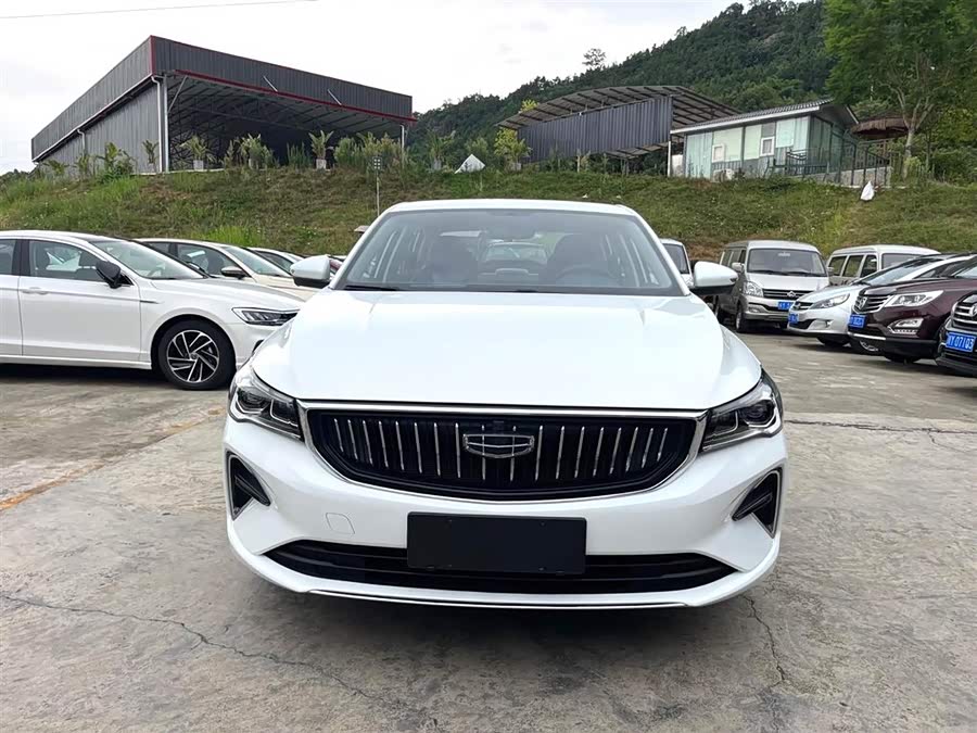 GEELY Emgrand 2022 car image #3