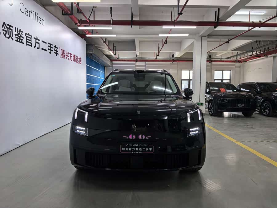 Lynk & Co 900 2025 car image #3