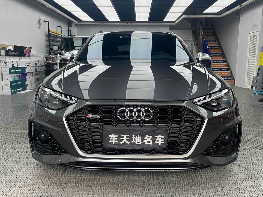 Audi RS 4 2021 car image #3