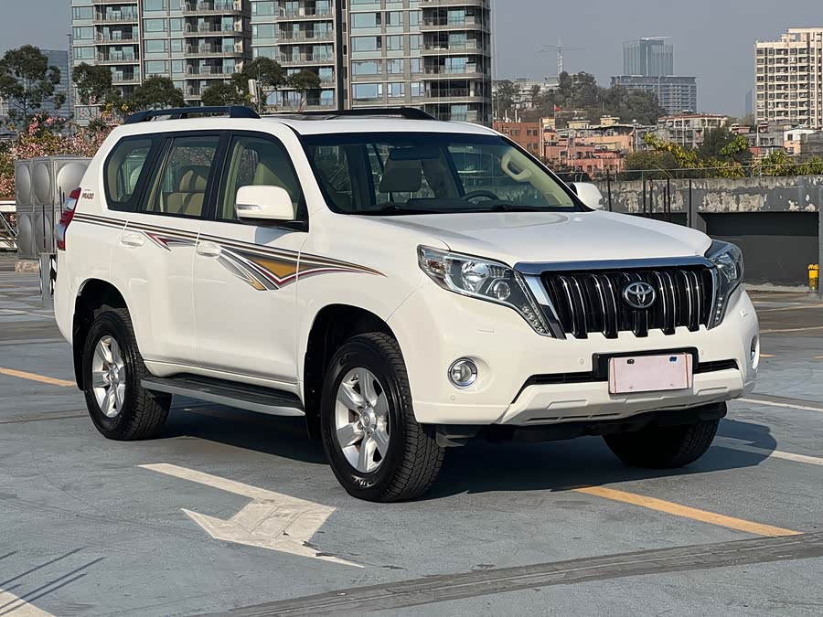 Toyota Land Cruiser Prado 2015 #3 Toyota Land Cruiser Prado 2015 car image #3