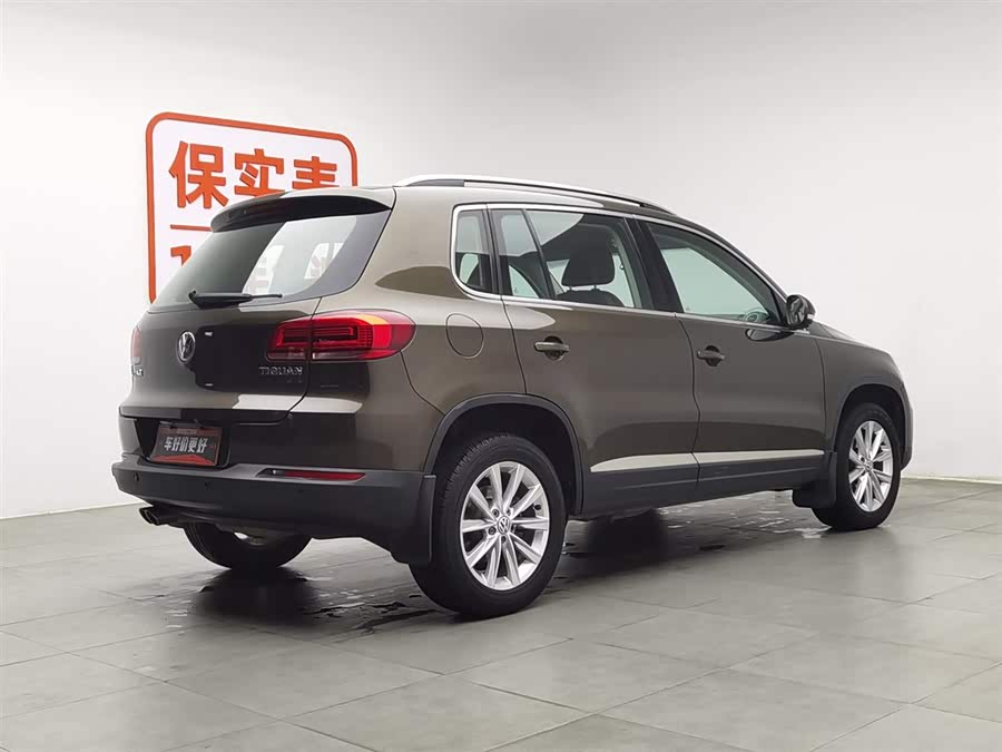 Volkswagen Tiguan 2017 car image #3