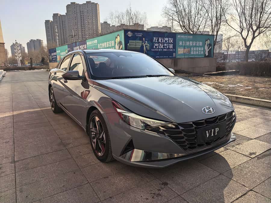 Hyundai Elantra 2022 car image #3