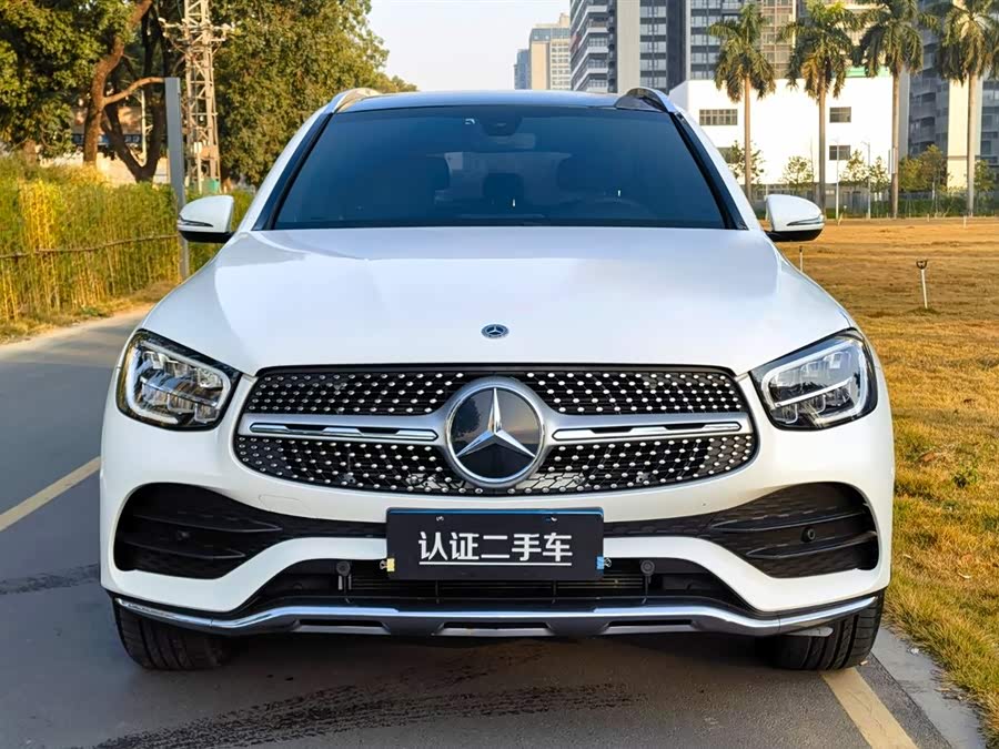 Mercedes-Benz GLC Class 2020 car image #3