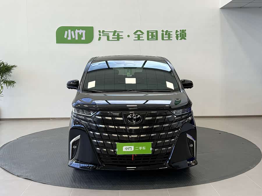 Toyota Alphard 2025 car image #3