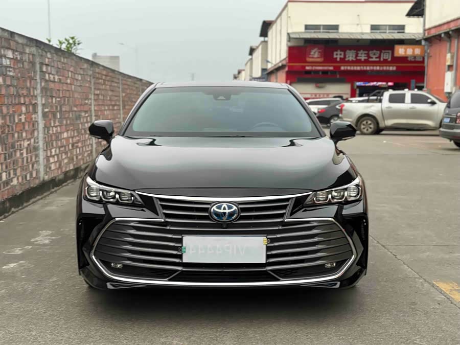Toyota Avalon 2021 car image #3