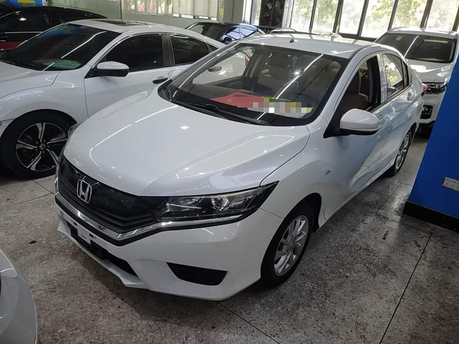 Honda Greiz 2018 изображение автомобиля #3