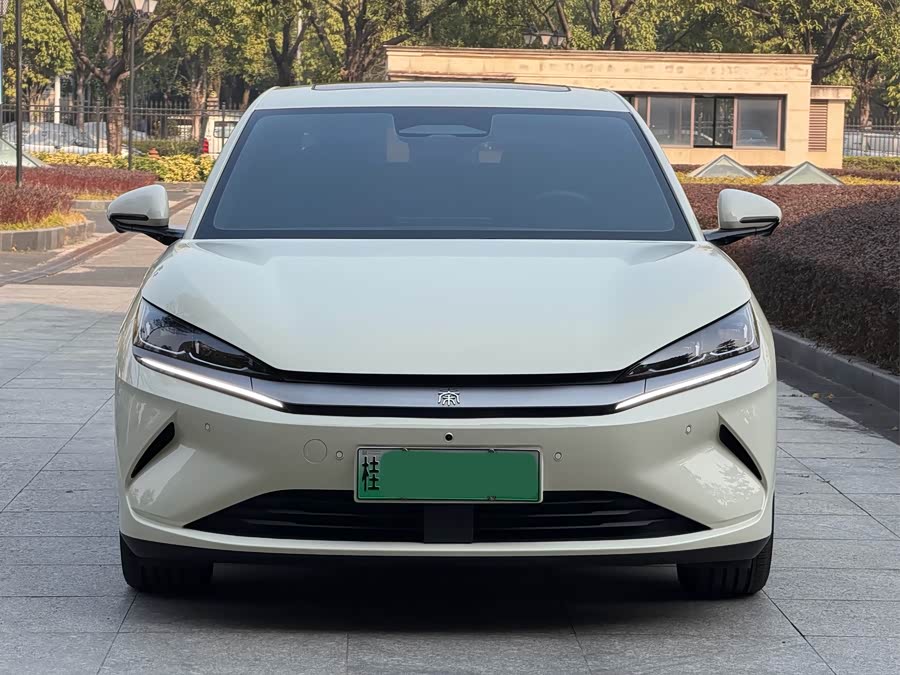 BYD Qin L 2025 car image #3