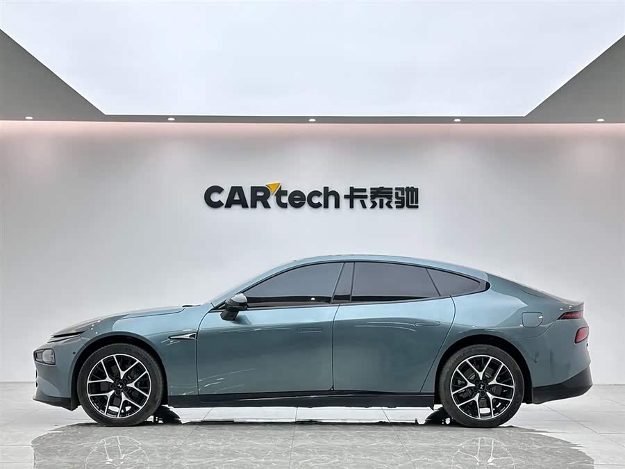 Xpeng P7 2023 immagine di auto #3