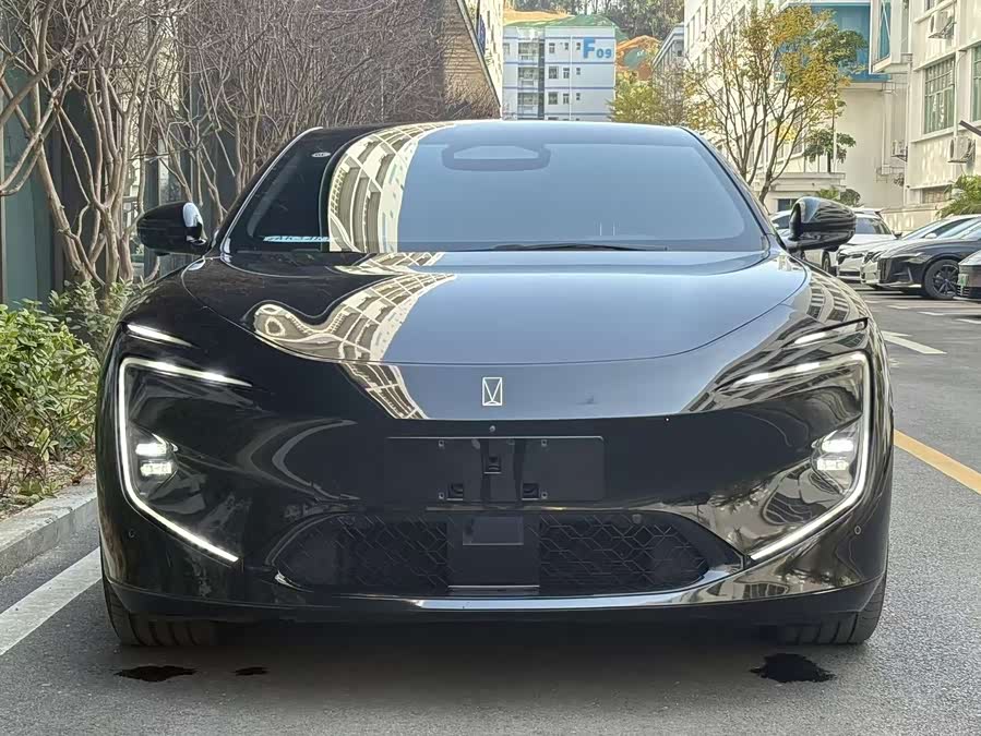 阿维塔 阿维塔12 2024 汽车图片 #3