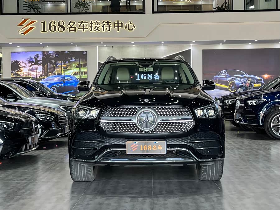 Mercedes-Benz GLE Class 2019 #3 Mercedes-Benz GLE Class 2019 car image #3