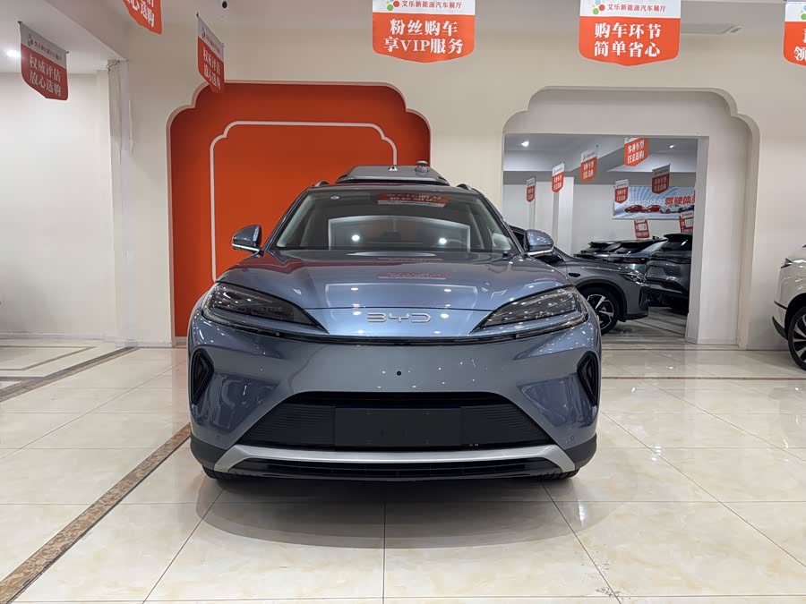 BYD Sea Lion 07 DM-i 2025 #3 BYD Sea Lion 07 DM-i 2025 car image #3