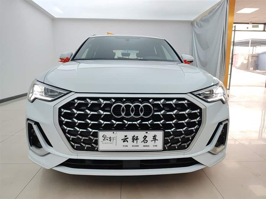 Audi Q3 2024 #3 Audi Q3 2024 car image #3