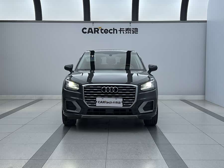 Audi Q2L 2021 car image #3