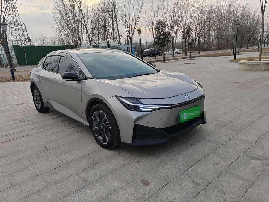 Toyota bZ3 2023 immagine di auto #3