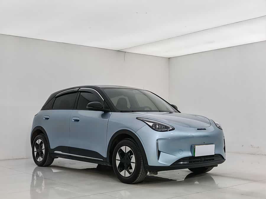 GEELY 2025 #3 GEELY 2025 car image #3