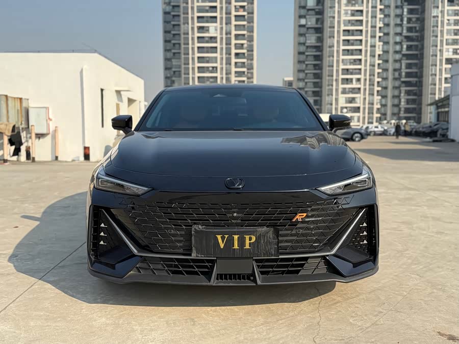 Changan UNI-V 2022 صورة سيارة #3